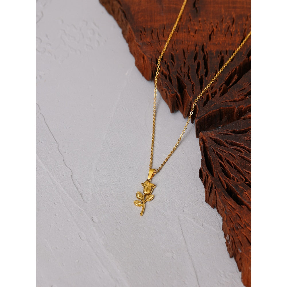 Larosa Necklace